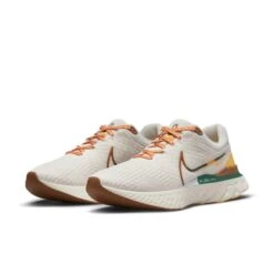 Chaussures De Running Nike Infinity Run 3 A.I.R. X Hola Lou -Under Armour Soldes Boutique nike do9496 001 1000